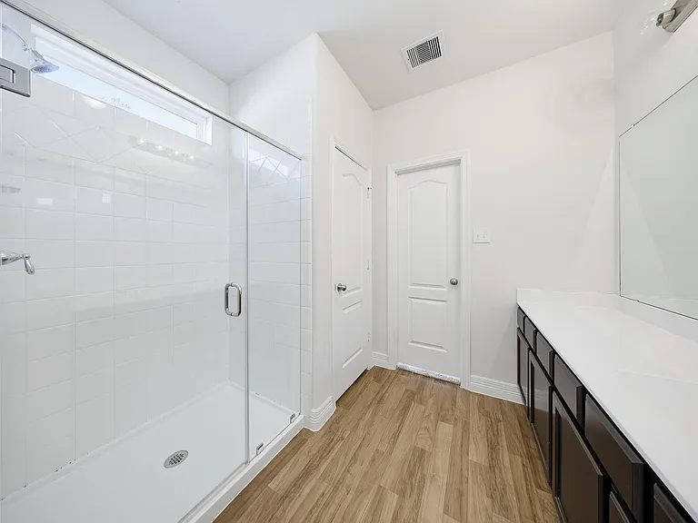 40615 Guillemont Ln — Photo 11