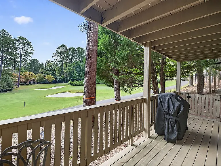 4001 Captains Walk Cir — Photo 12