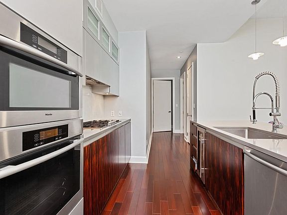3rd image of 243 W 60th St APT 3A