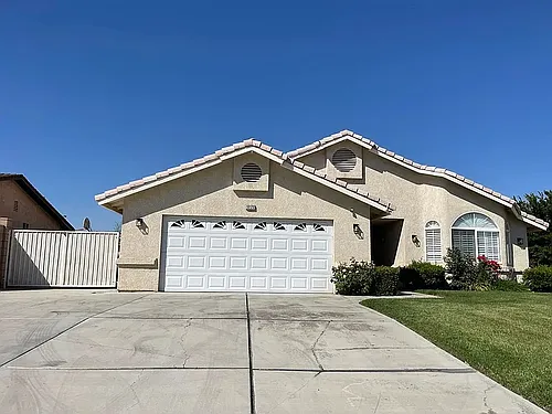 18120 Lakeview Dr Photo 1