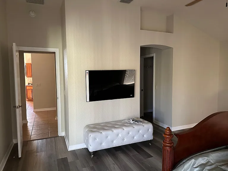 2071 Westchester Way — Photo 24