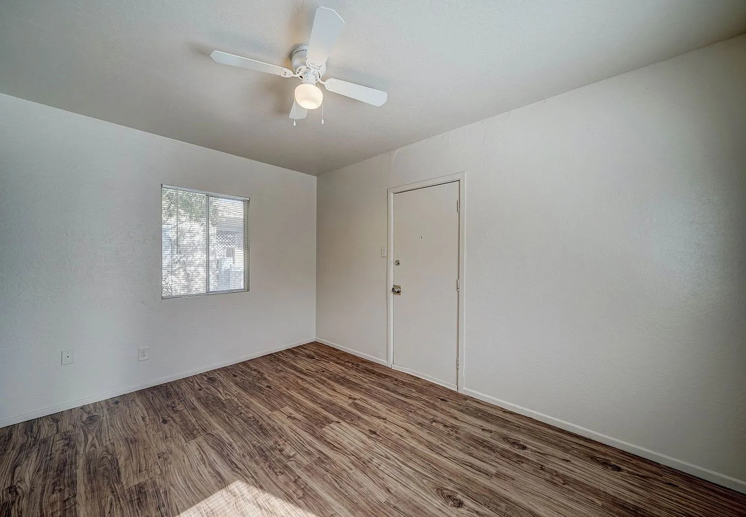 1 bed, 1.0 bath, 616 sqft, $999 — Photo 4