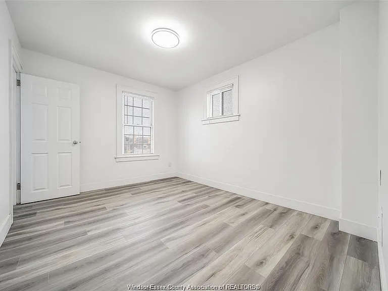1691 Dougall Ave — Photo 10