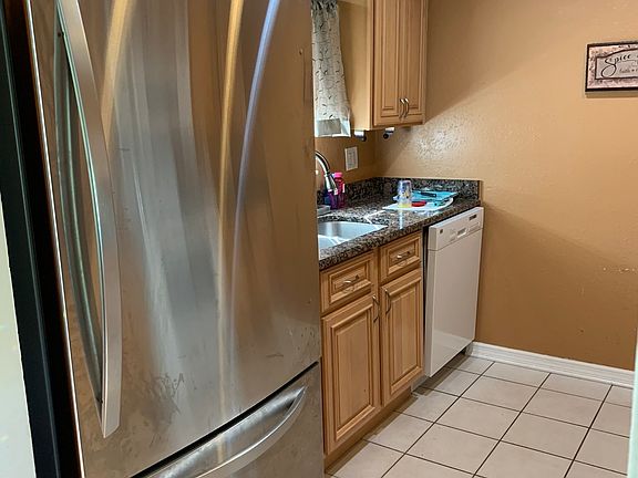 5th image of 200 Country Club Dr APT 1502