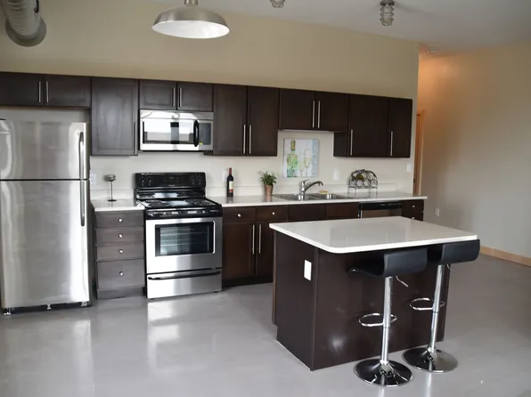 501 Brady, 501 Brady St, Davenport, IA 52801