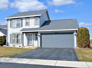 2066 Trafalgar Ct, Romeoville, IL 60446