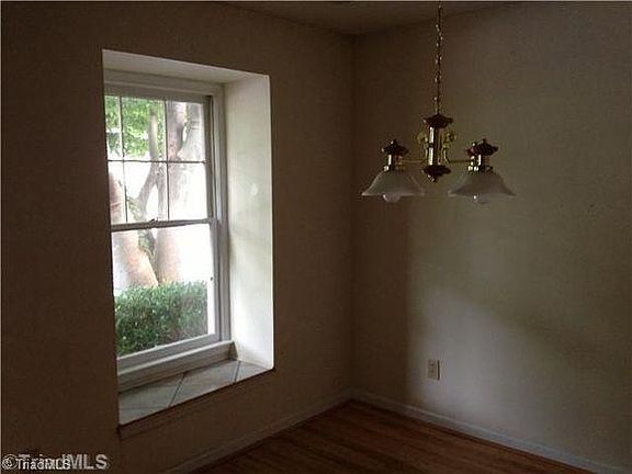 2nd image of 2767 Cottage Pl