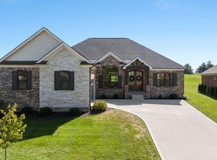 115 Sunningdale Dr, Georgetown, KY 40324