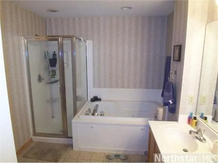 1884 Bluestem Ln — Photo 27