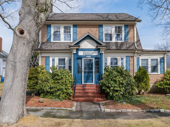 128 Westhill Ave, Somerset, MA 02726