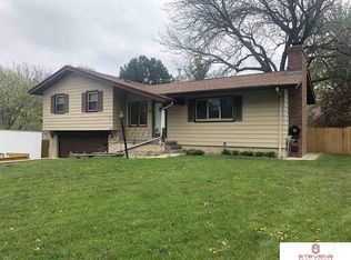 9519 Spencer St, Omaha, NE 68134