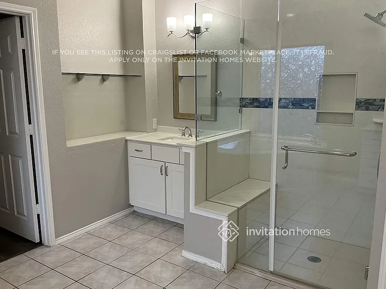 1270 Stanford Dr — Photo 14