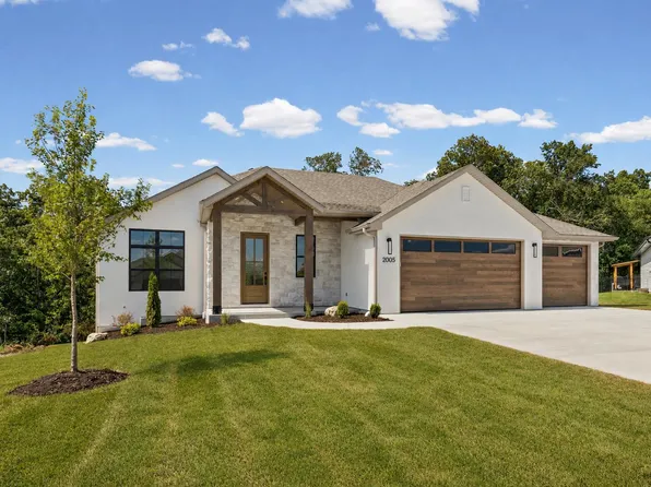 2005 Stone Mountain Pkwy, Columbia, MO 65201