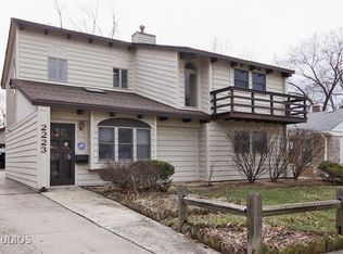 2223 Spruce Rd, Homewood, IL 60430