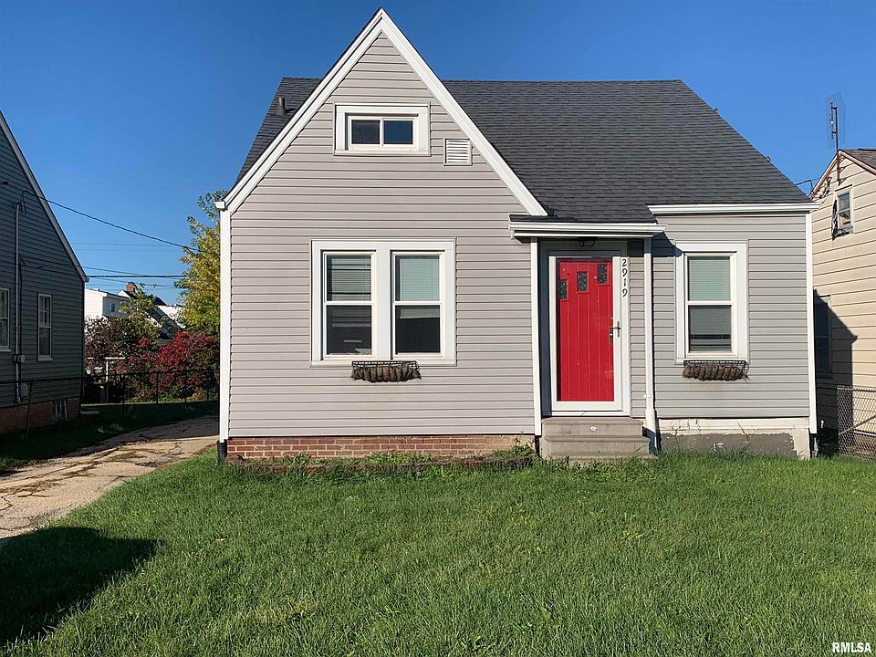 1st image of 2919 N University St