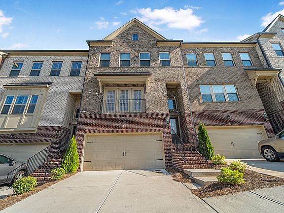2nd image of 267 Commons Ave #267