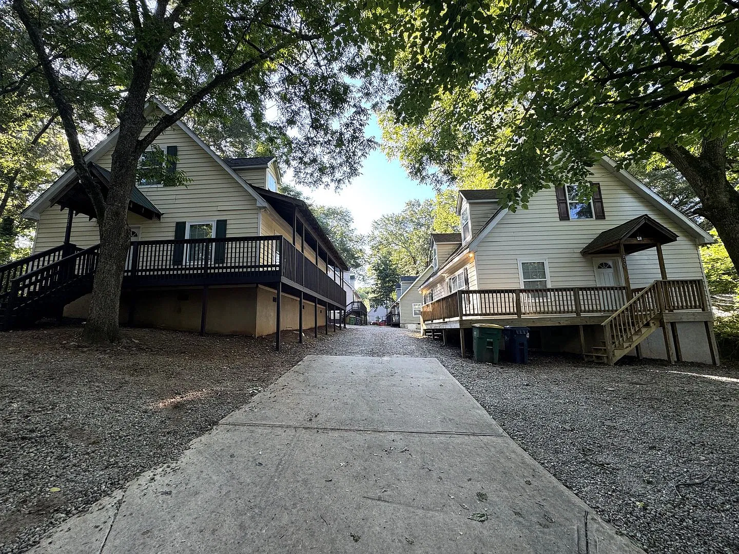 4br House near Campus, Stadium, Downtown! - FALL 2027 Pre-Lease — Photo 2