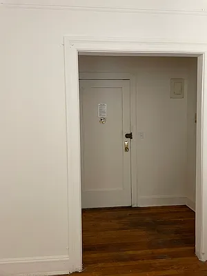 Rented by Olympic CIty Real Estate | media 4