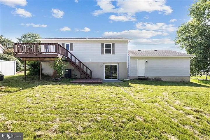 136 Nightingale Ave — Photo 34