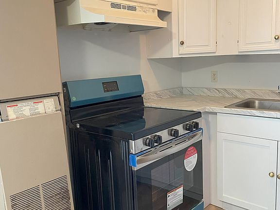 Kitchen - Brand new range