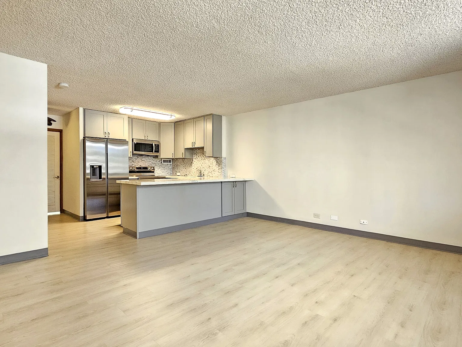 Tradewinds #407A - 407A — Photo 2