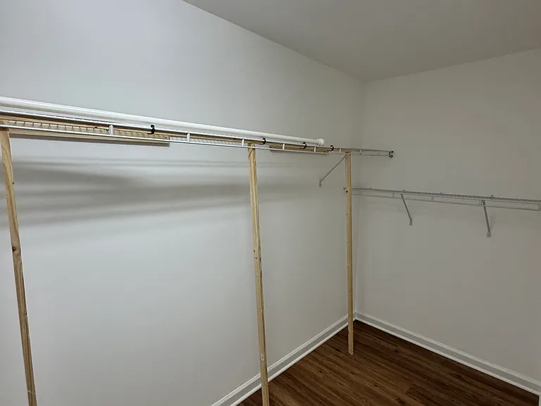 110 Cambria Ct — Photo 6