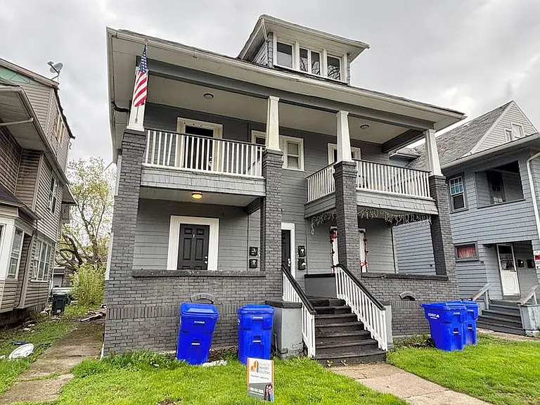 110 Ridgeway Ave — Photo 12