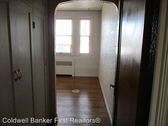 4th image of 2 E Birch St APT 505
