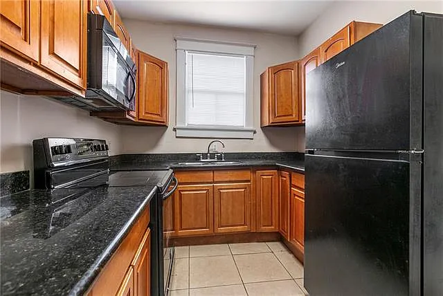 4427 S Tonti St — Photo 5