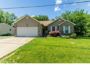 1745 E Highview Dr, Arnold, MO 63010