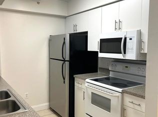 450 S Park Rd APT 104, Hollywood, FL 33021