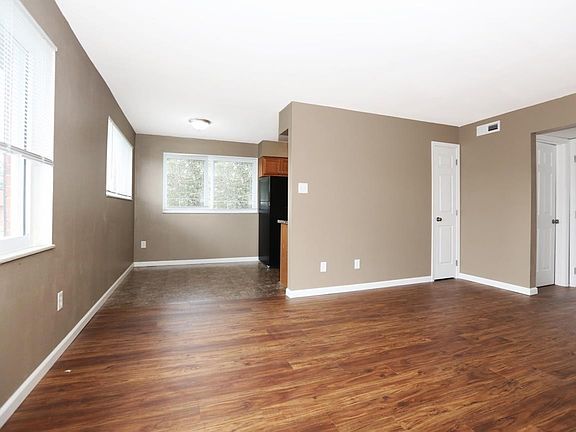 2nd image of 8443 New Hampshire Ave