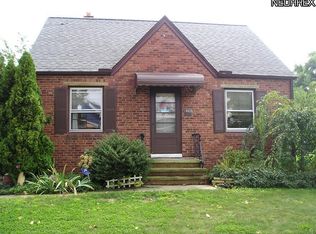 19808 Arrowhead Ave, Cleveland, OH 44119