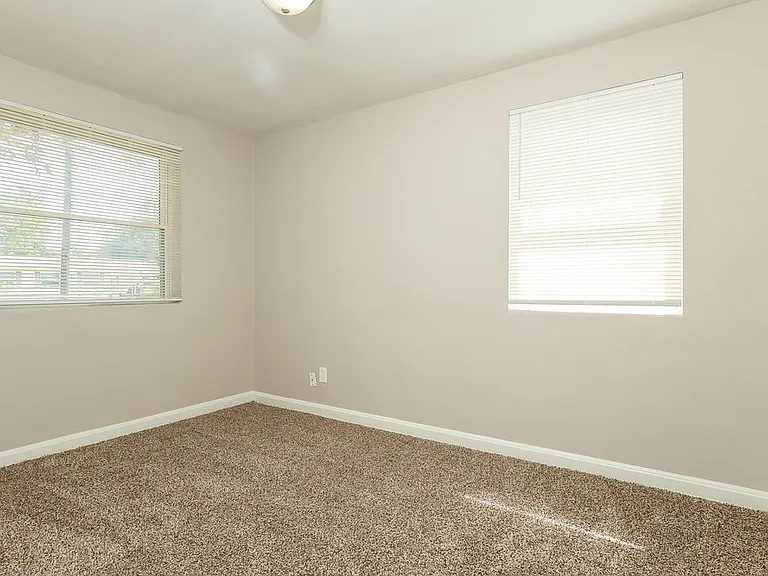 5220 Seaspray Ave — Photo 11