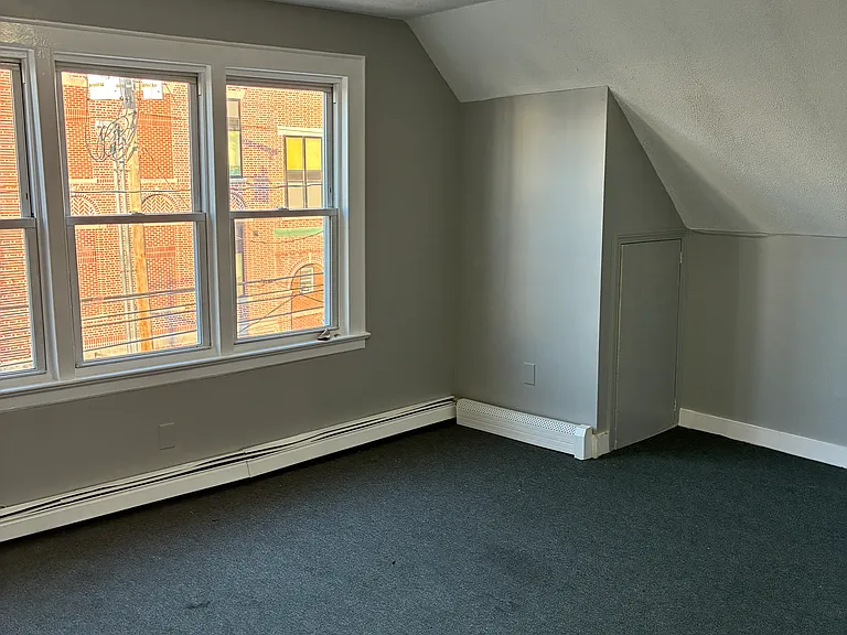 255 Poplar St #3 — Photo 1