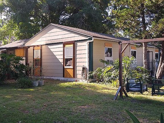 4th image of 5303 N Mendenhall Dr