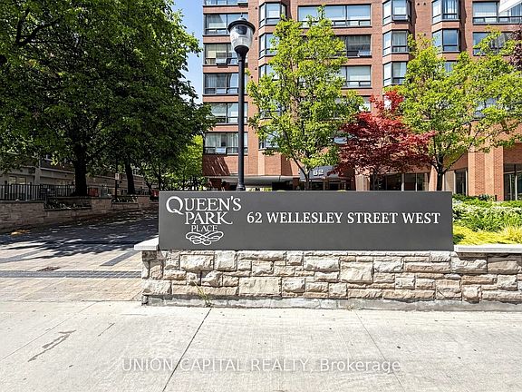 4th image of 62 Wellesley St W #1405