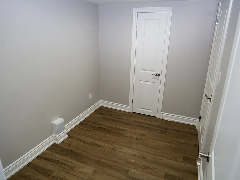 16 Armour Dr — Photo 5