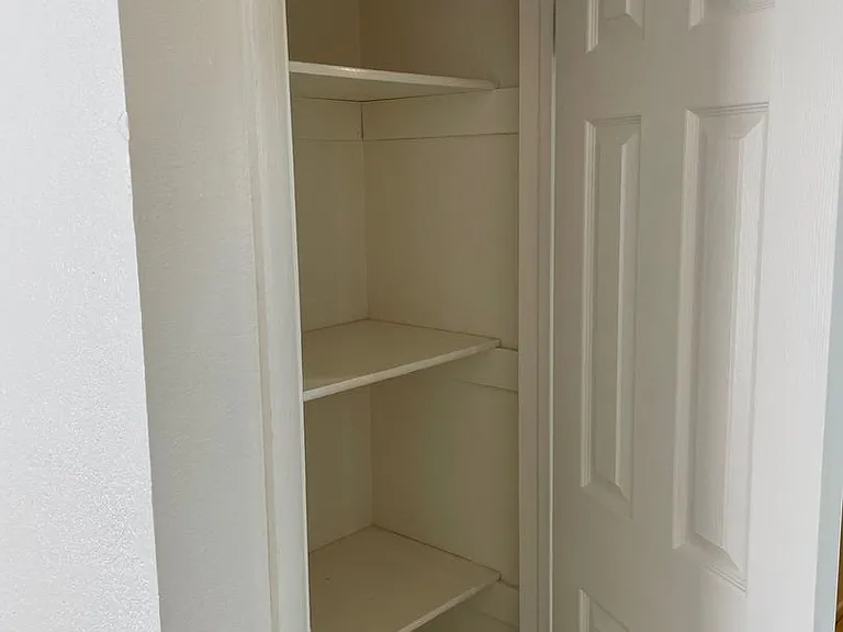 2101 Holly Ave #6 — Photo 7