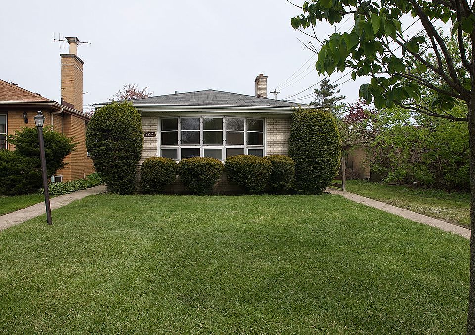 1st image of 7215 N Karlov Ave