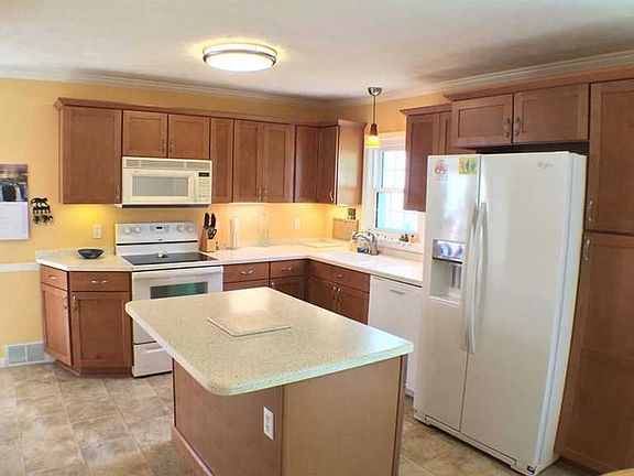 3rd image of 3309 W Godman Ave