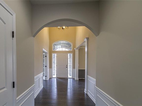 2nd image of 6722 Rosewood Trl
