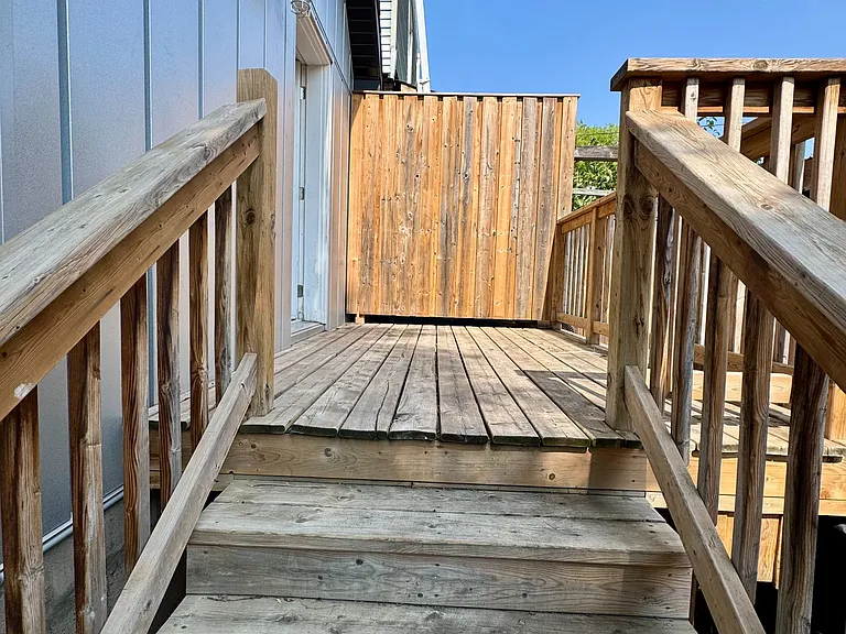 37 White Ave — Photo 28