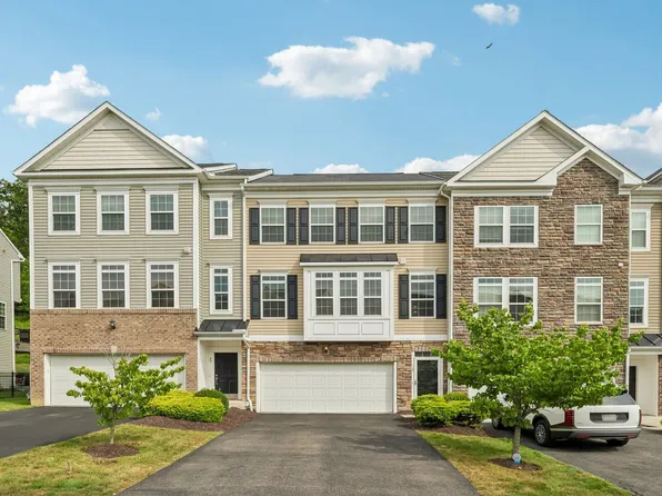 18 Remington Dr, Washington, PA 15301