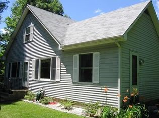 66 N Prescott Rd, New Salem, MA 01355