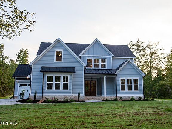 3rd image of 910 Fairbourne Drive