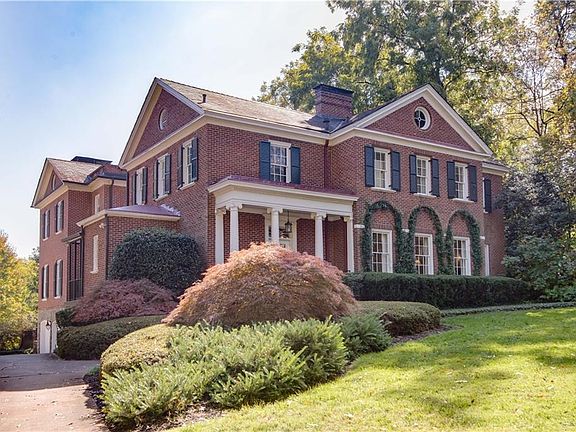 2nd image of 813 Springdale Rd