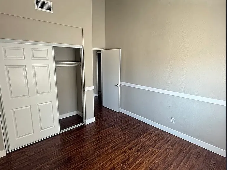 8132 Larson Ave #6 — Photo 5