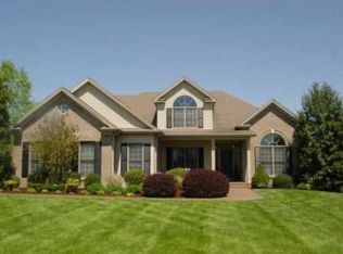 131 Oak Pointe Ct, Bowling Green, KY