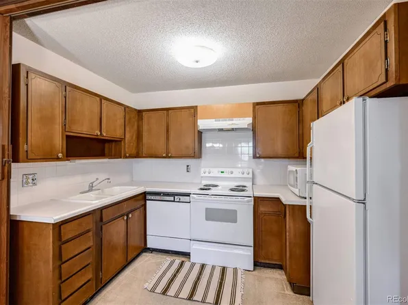 610 S Clinton Street Bldg 4 #1B, Denver, CO 80247